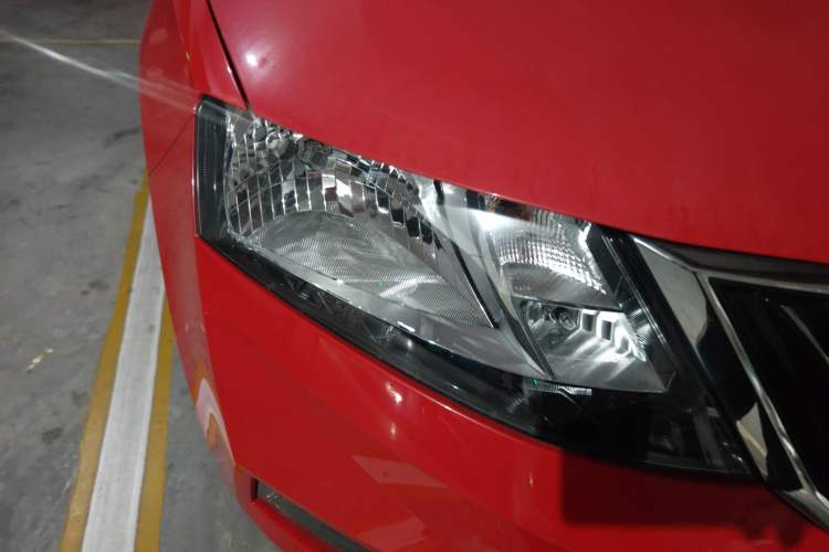 Used Skoda Rapid Spaceback 2018 1.6L Automatic Comfort Edition