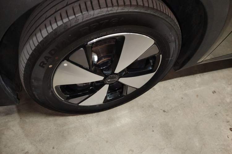 Used BYD Dolphin 2023 420 km Fashion Edition
