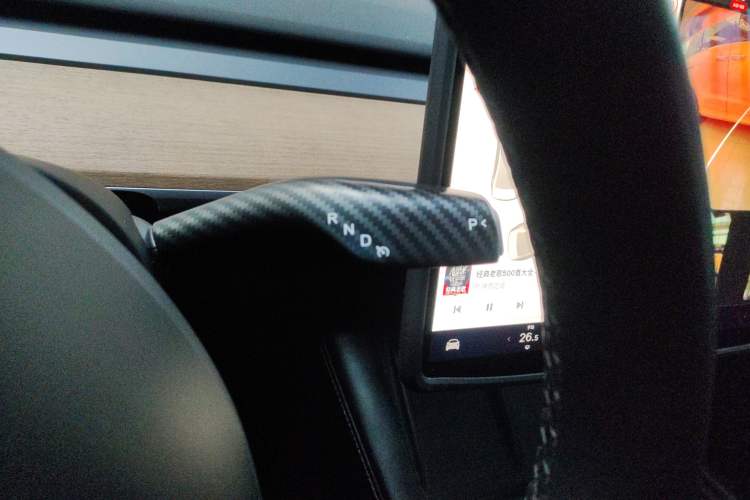 Used Tesla Model Y 2022 Long-Range All-Wheel-Drive Version
