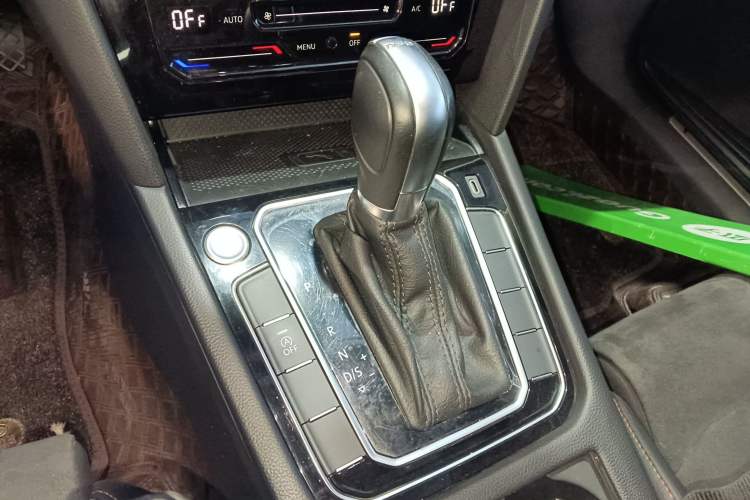 Used Volkswagen Magotan 2021 330TSI DSG 30th Anniversary Edition