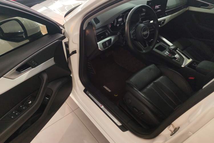 Used Audi A4L 2022 40 TFSI Fashion Dynamic Model