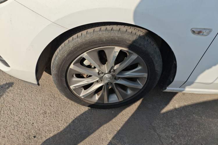 Used Buick GL6 2019 18T 6-Seater Connected Luxury Version China VI Standard
