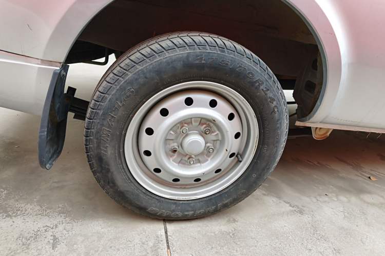 Used Wuling Rongguang 2021 1.5L Extended Basic Window-Sealed 5-Seat L3C Car
