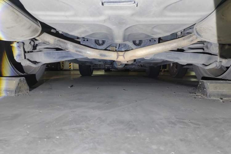 Used Ford Explorer 2013 3.5L Deluxe Model
