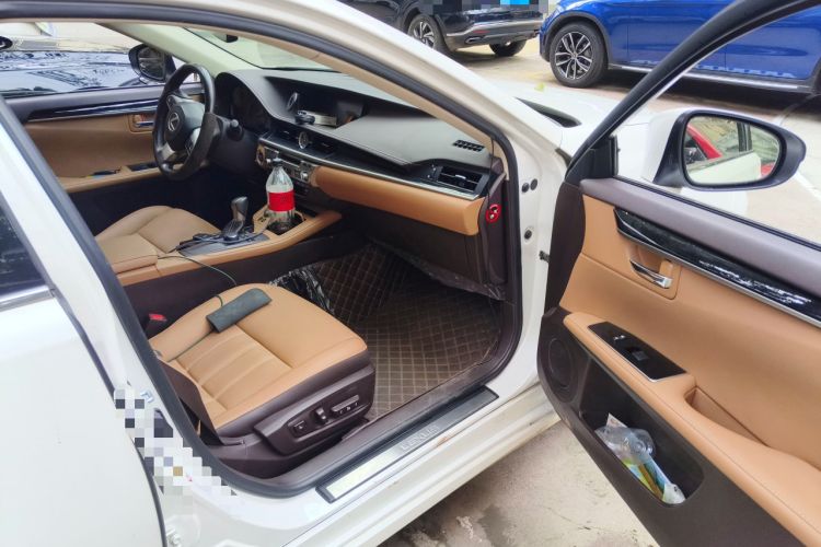 Used Lexus ES 2015 200 Elite Edition
