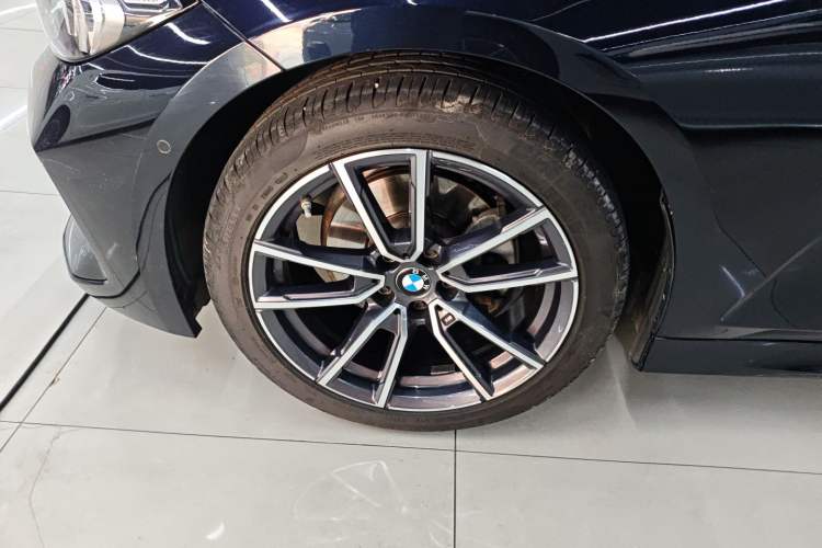 Used BMW 3 Series 2023 325Li M Sport Package
