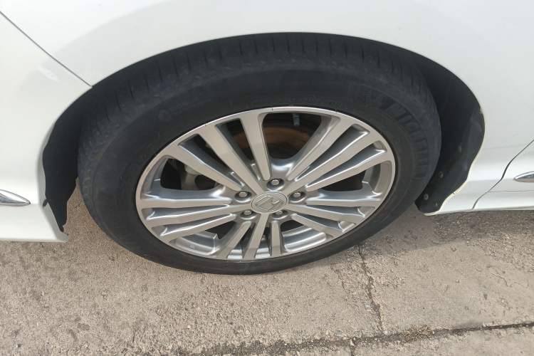 Used Honda Elysion 2016 2.4L Classic Edition
