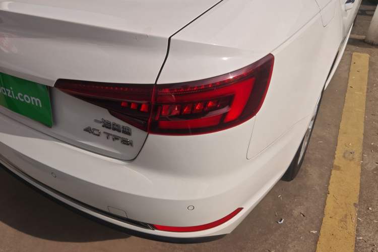 Used Audi A4L 2019 40 TFSI Ambition Version China V