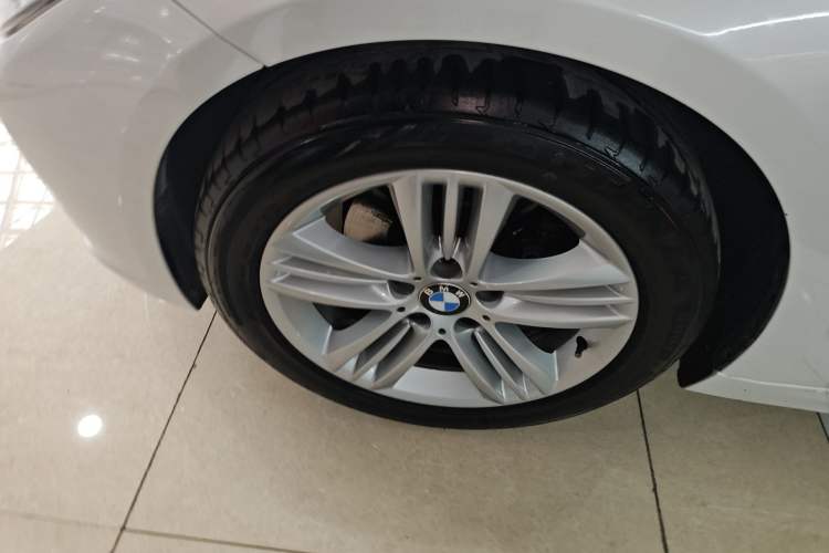 Used BMW 3 Series 2017 320Li Fashion Model
