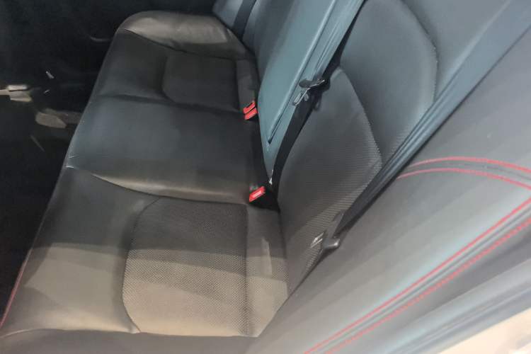 Used Geely Auto Emgrand 2015 Sedan 1.5L Manual - Top Trim Level