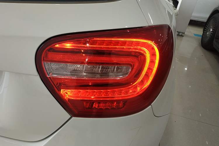 Used Mercedes-Benz A-Class 2015 A 200 Fashion Model