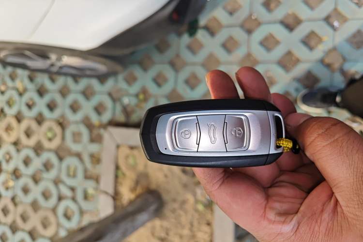 Used Geely Auto Emgrand X7 Sport 2021 Million Edition 1.8TD DCT Two-Wheel Drive Comfort Model
