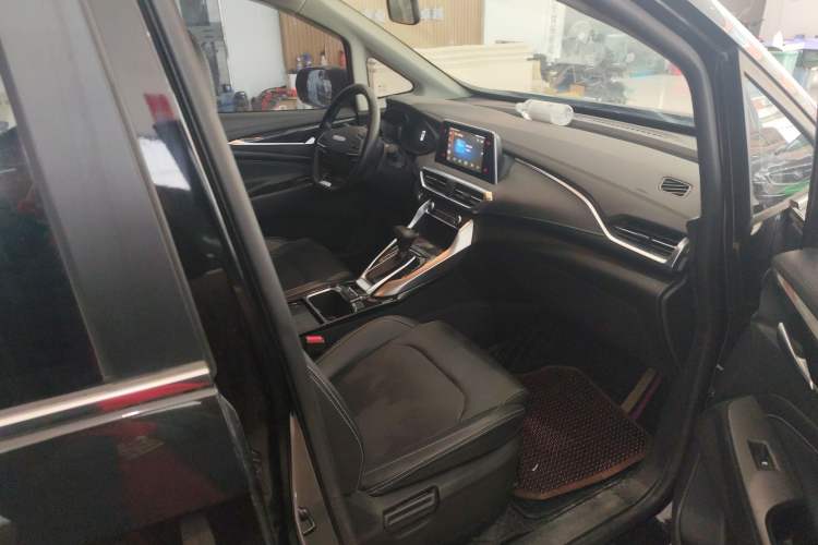 Used SAIC MAXUS G50 2021 1.5T Automatic Comfort Touring B