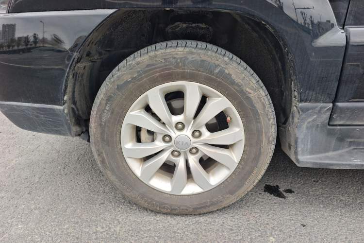 Used Kia Sportage 2013 2.0L Manual Two-Wheel Drive GL Trim