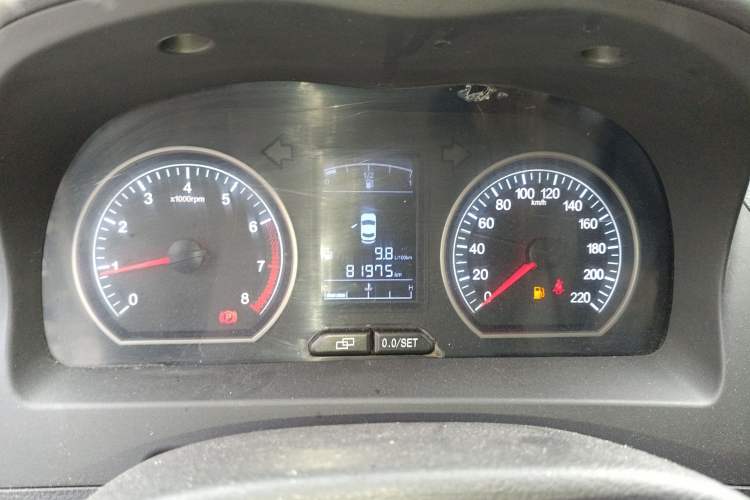 Used FORTHING Joyear X5 2013 1.6L Manual Luxury Model China V Standard
