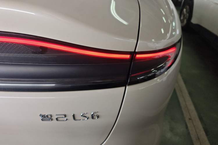 Used  LS6 2023 Max Standard Edition