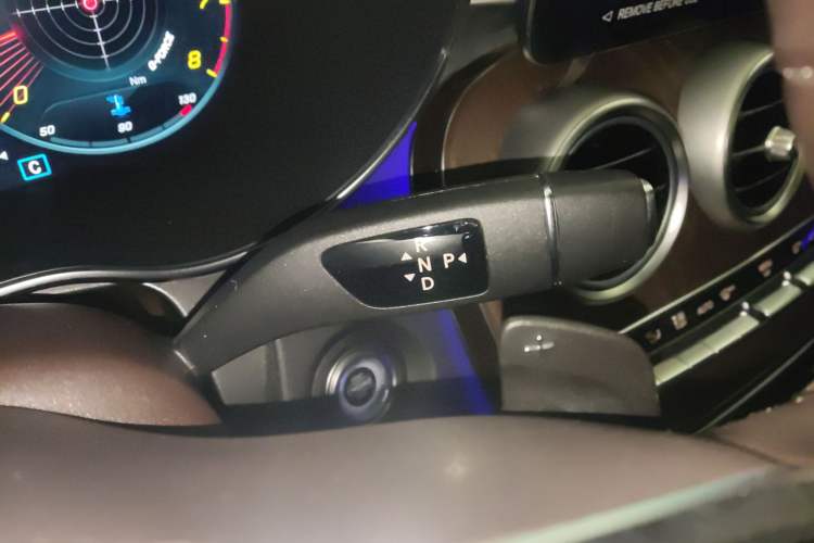 Used Mercedes-Benz GLC 2022 Second Facelift GLC 260 L 4MATIC Luxury Edition
