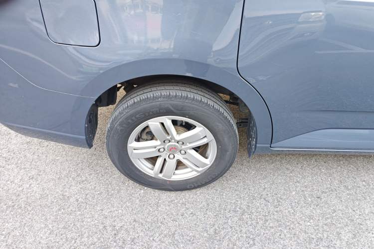 Used Wuling Hongguang PLUS 2019 1.5T Manual Luxury 7-Seater