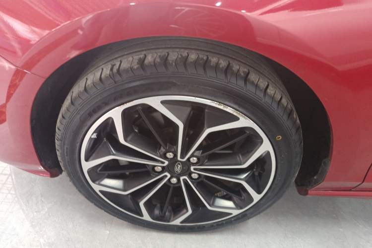 Used Ford Focus 2021 Hatchback EcoBoost 180 Automatic Titanium Edition
