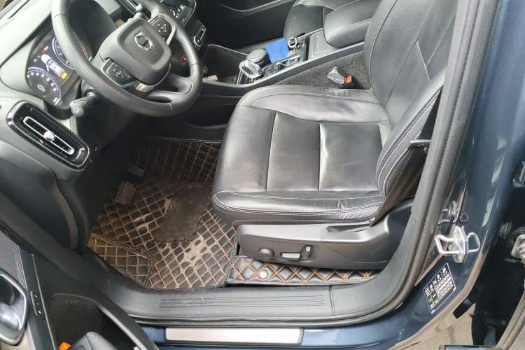 Used Volvo XC40 2021 T4 Four-Wheel Drive Smart Luxury Edition