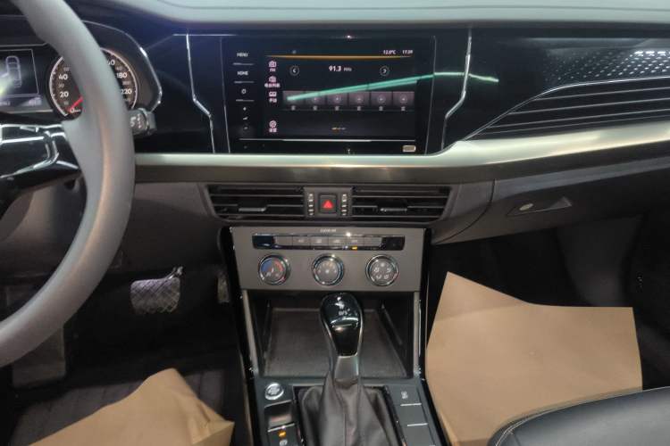 Used Volkswagen Passat 2020 Revised Version 280TSI Business Edition China VI Standard
