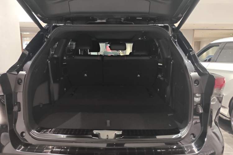 Used Toyota Crown Land Cruiser 2024 2.5L HEV Four-Wheel Drive Premium Edition