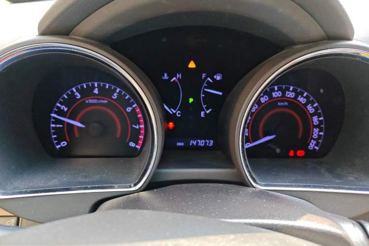 Used Toyota Highlander 2012 2.7L Two-Wheel Drive 7-Seater Luxury Edition