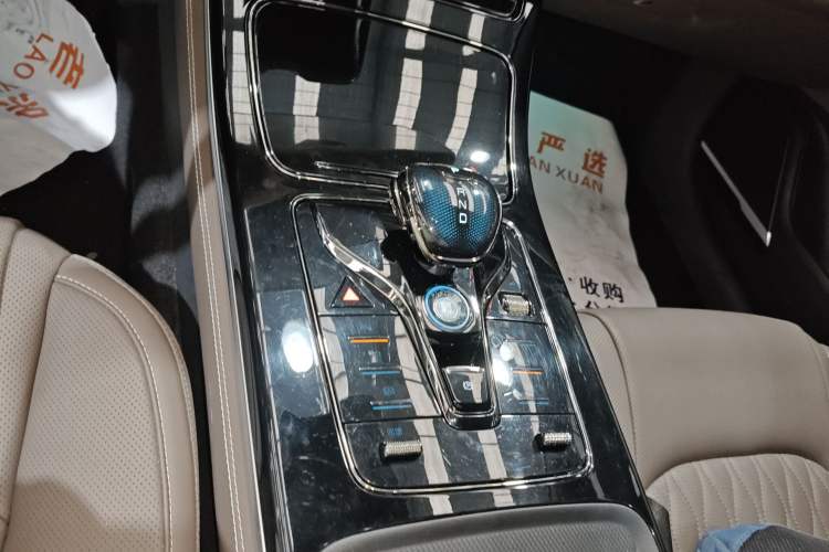 Used BYD Han 2024 EV Glory Edition 506KM Front-Wheel-Drive Premium Model
