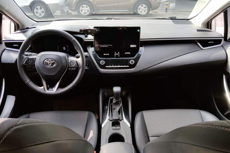 Used Toyota Corolla 2024 1.8L Smart Electric Hybrid Dual-Engine Elite Edition
