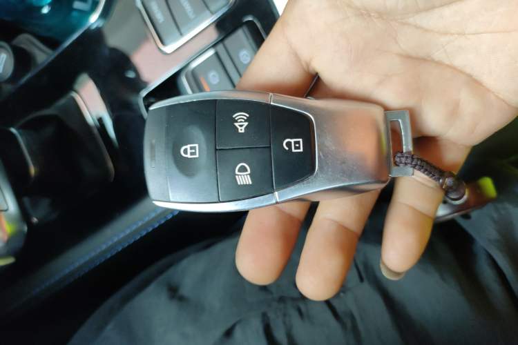 Used Beijing Auto BJ40 2023 2.0D Automatic Four-Wheel Drive Blade Hero Edition Adventurer Type