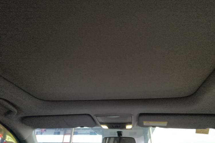 Used Honda CR-V 2017 240TURBO CVT Front-Wheel Drive Fashion Edition