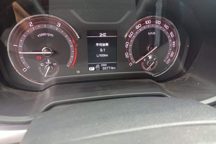 Used SAIC MAXUS T70 2021 2.0T Diesel Automatic 4x4 Elite Version with Long Bed and High Ground Clearance