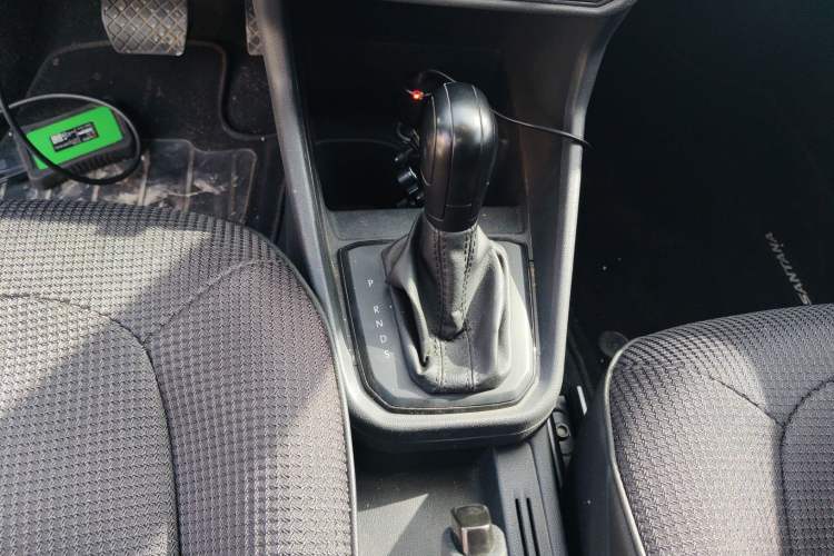 Used Volkswagen Santana 2017 Haval H6 1.6L Automatic Fashion Edition
