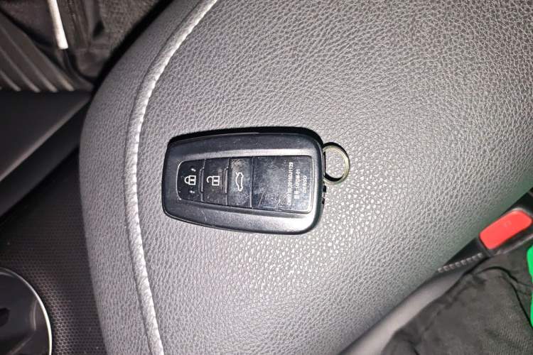 Used Toyota Camry 2022 2.0S Knight Edition
