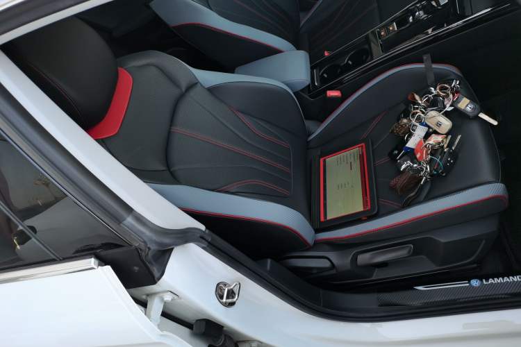 Used Volkswagen Lamando 2023 Lavida L 280TSI DSG Cool & Spicy Edition
