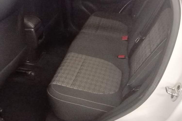 Used MG ZS 2018 1.5L Manual 65-inch Giant-Screen Sunroof Version China V Standard
