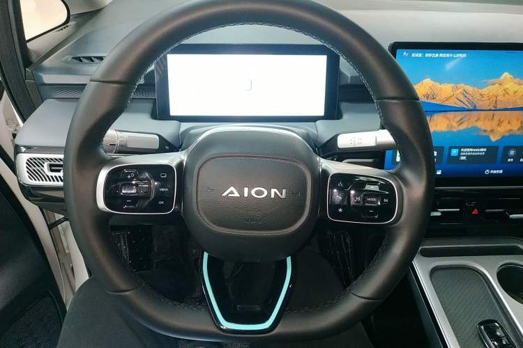 Used AION Y 2023 Younger Star Edition
