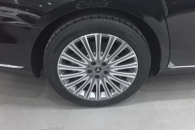 Used Mercedes-Benz E-Class 2020 E 300 L Stylish Model