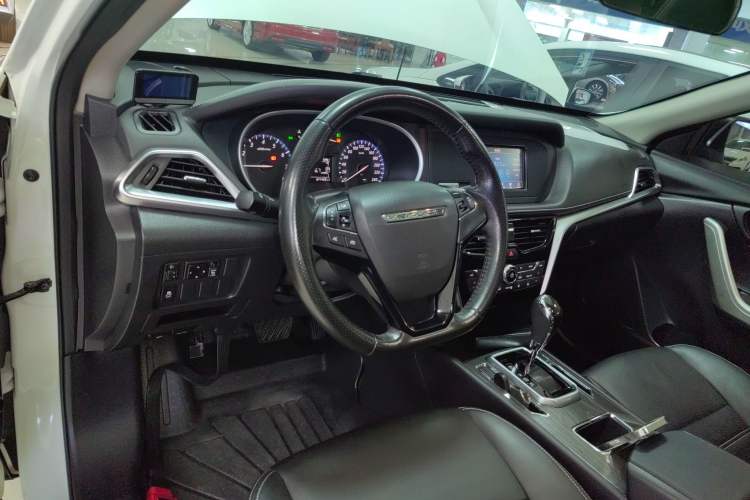 Used Venucia T90 2017 2.0L CVT Smart Edition