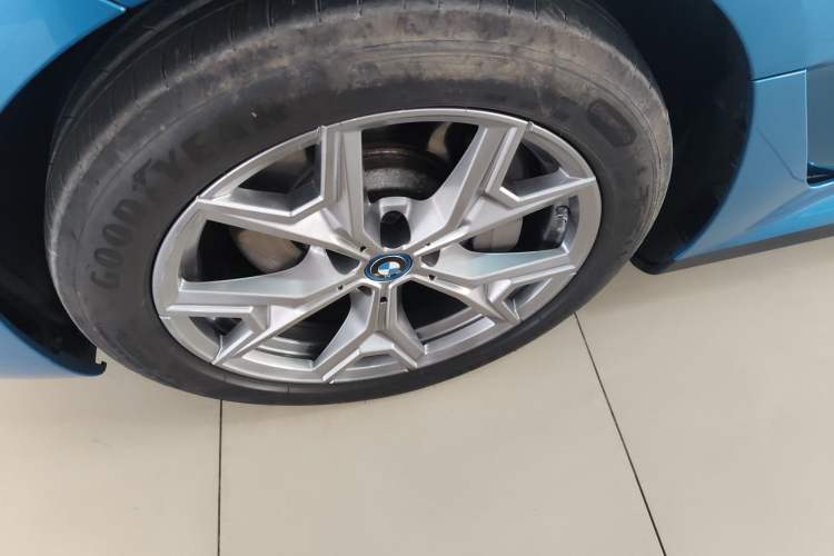 Used BMW i3 2022 eDrive 35 L

