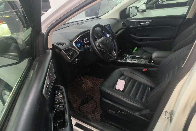 Used Ford Edge 2020 EcoBoost 245 Two-Wheel-Drive Platinum Edition 7-Seater