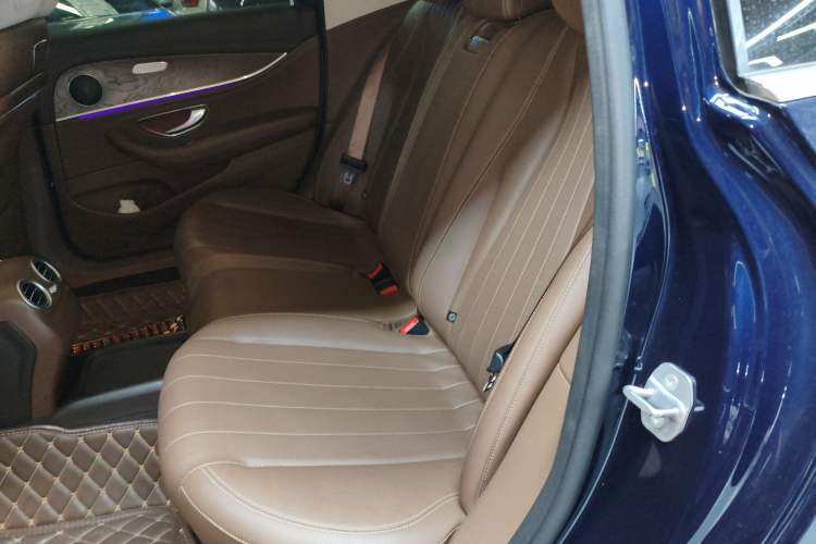 Used Mercedes-Benz E-Class 2018 Facelift E 200 L
