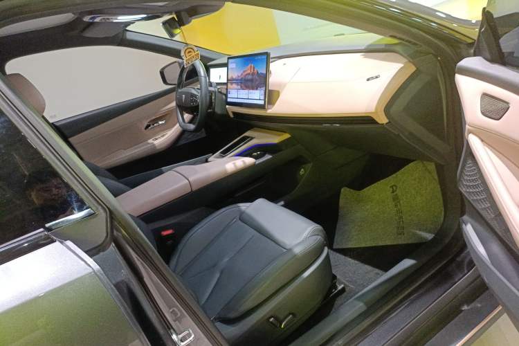 Used  SL03 2022 1.5L 1200 Extended-Range Version
