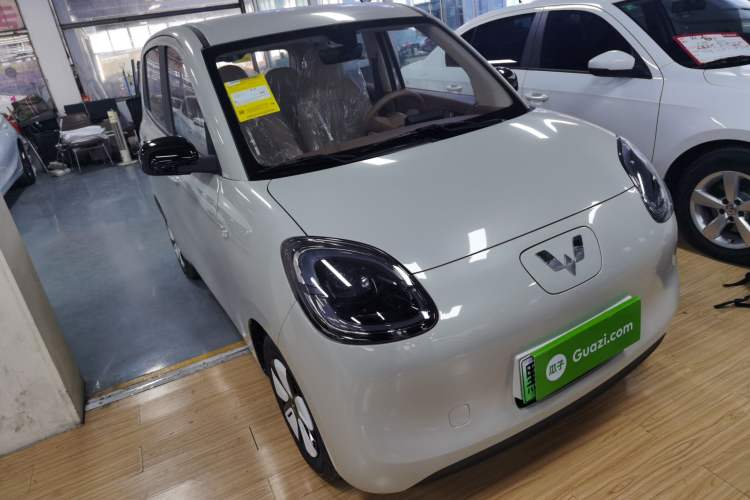 Used Wuling Hongguang MINIEV 2025 Four-Door Version Advanced Edition
