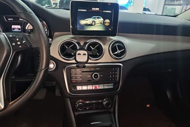 Used Mercedes-Benz GLA 2016 GLA 200 Fashion Model