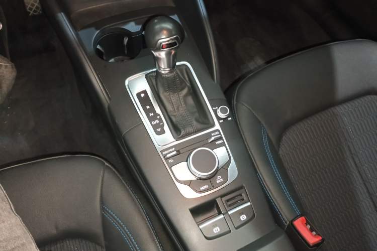 Used Audi A3 2019 Limousine 35 TFSI Fashion Edition China VI Emission Standard