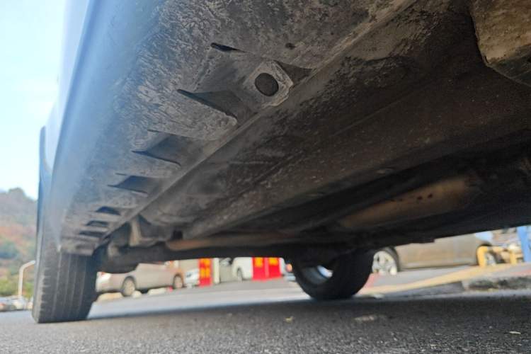 Used Haval H1 2016 Red-Label 1.5L AMT Luxury Model
