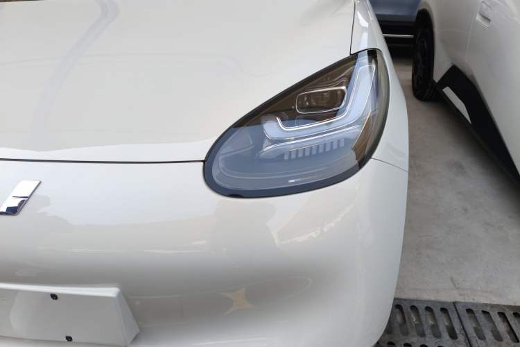 Used Wuling Bingo 2023 333 km Lingxi Connected+ Version
