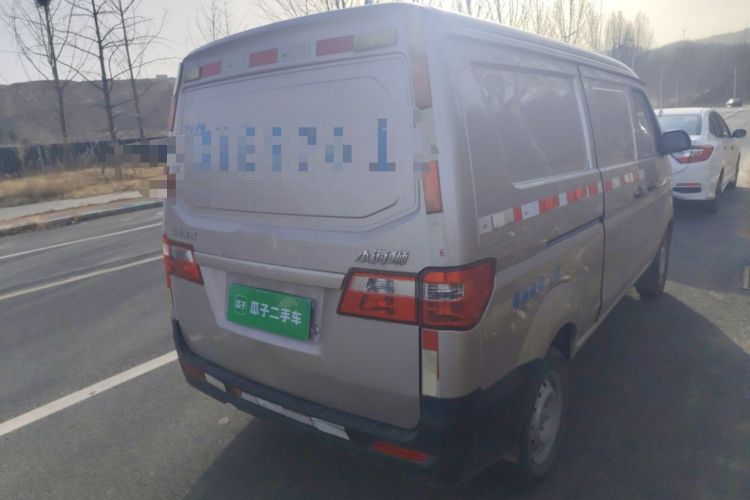 Used Jinbei Hiace X30 2023 1.5L Super-Enjoyment Van 2/5 Seats Non-Air-Conditioned Version SWC15M
