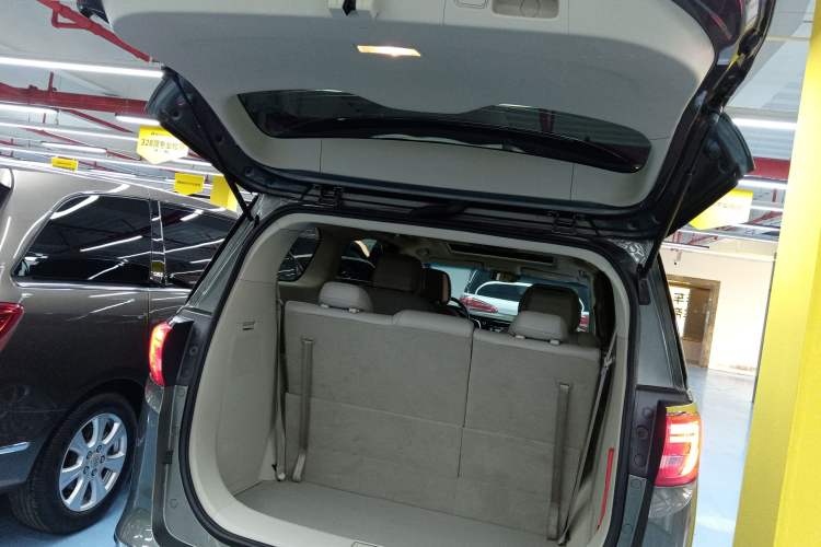 Used Buick GL8 2017 ES 28T Comfort Model China V Standard
